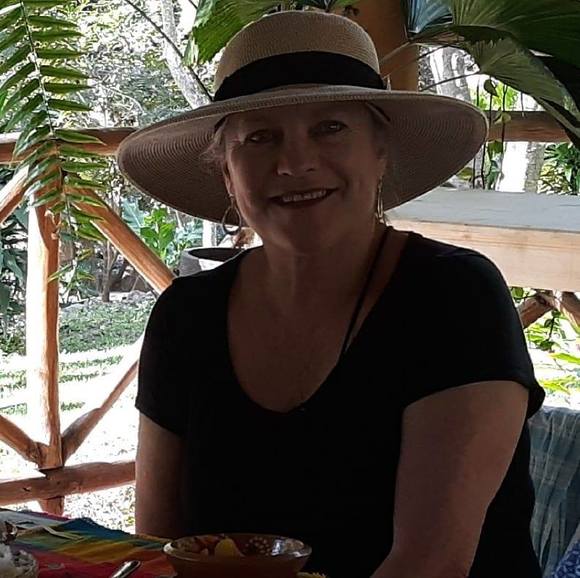 Meet your Posher, Jan - Picture 1 of 1